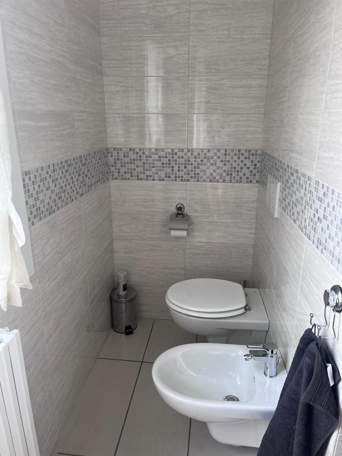 Casa Castagna Appartamento - เลคโค ภายนอก รูปภาพ